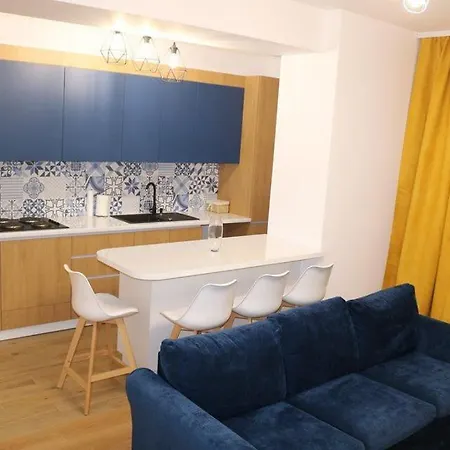 Mamaia Velier Lake View 1 *