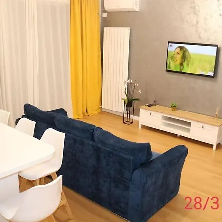 아파트호텔 Mamaia Velier Lake View 1